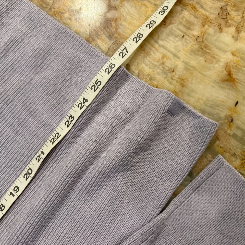 Lululemon Womens Merino Wool Blend Ribbed Sweater‎ Lavender Purple Crew Neck 8